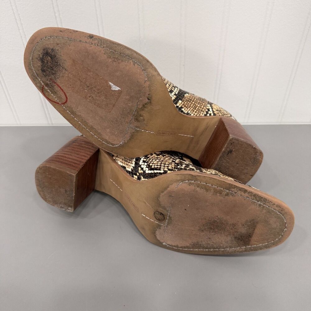 Vince Camuto Boots Size 7 Leather Animal Print Almond Toe Ankle Booties - Picture 6 of 7